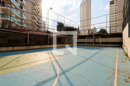 Apartamento à venda com 150m², 3 quartos e 3 vagas Apartamento à venda com 150m², 3 quartos e 3 vagasÁrea comum - Piscina