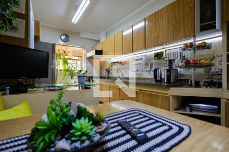 Apartamento à venda com 150m², 3 quartos e 3 vagas Apartamento à venda com 150m², 3 quartos e 3 vagasCozinha