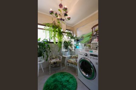 Apartamento à venda com 150m², 3 quartos e 3 vagas Apartamento à venda com 150m², 3 quartos e 3 vagasÁrea de serviço