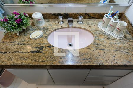 Apartamento à venda com 150m², 3 quartos e 3 vagas Apartamento à venda com 150m², 3 quartos e 3 vagasBanheiro da Suíte 2