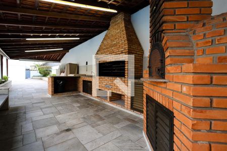 Apartamento à venda com 150m², 3 quartos e 3 vagas Apartamento à venda com 150m², 3 quartos e 3 vagasÁrea comum - Churrasqueira