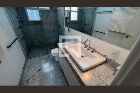 Apartamento para alugar com 118m², 1 quarto e 1 vaga Apartamento para alugar com 118m², 1 quarto e 1 vagaBanheiro da Suíte