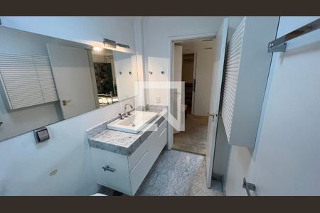 Apartamento para alugar com 118m², 1 quarto e 1 vaga Apartamento para alugar com 118m², 1 quarto e 1 vagaBanheiro da Suíte