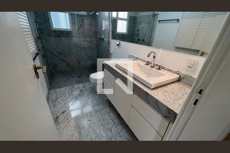 Apartamento para alugar com 118m², 1 quarto e 1 vaga Apartamento para alugar com 118m², 1 quarto e 1 vagaBanheiro da Suíte