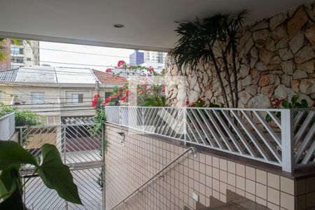 Apartamento para alugar com 74m², 2 quartos e 1 vaga Apartamento para alugar com 74m², 2 quartos e 1 vagaEntrada