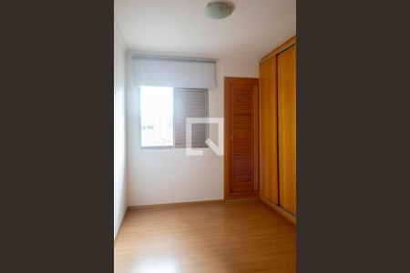 Apartamento para alugar com 74m², 2 quartos e 1 vaga Apartamento para alugar com 74m², 2 quartos e 1 vagaQuarto 2