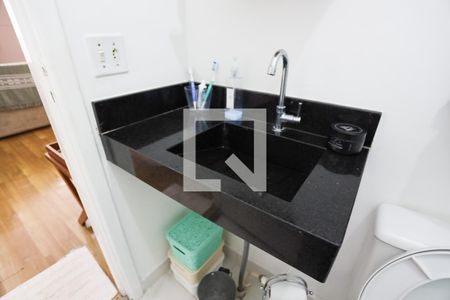 Apartamento para alugar com 72m², 2 quartos e 1 vagaBanheiro - detalhes