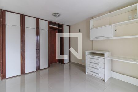Apartamento à venda com 116m², 2 quartos e 1 vagaQuarto