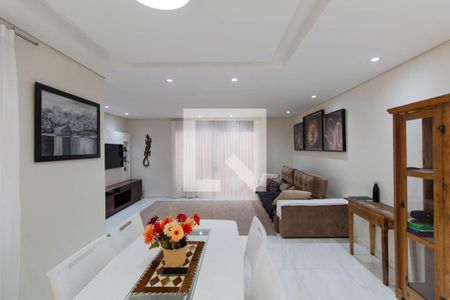 Sala  de casa à venda com 3 quartos, 200m² em Vila Salete, São Paulo