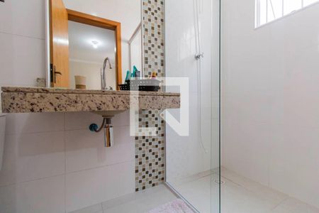 Casa à venda com 200m², 3 quartos e 3 vagasBanheiro Suíte 1