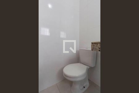 Casa à venda com 200m², 3 quartos e 3 vagasBanheiro Suíte 1