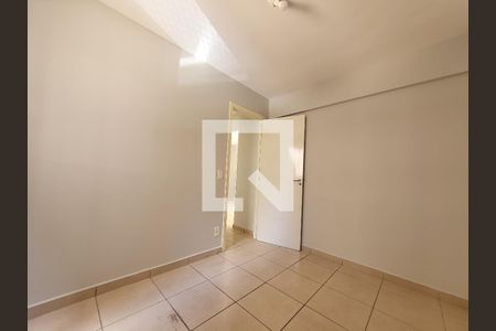 Quarto 2 de apartamento para alugar com 2 quartos, 46m² em Setor Industrial (Taguatinga), Brasília