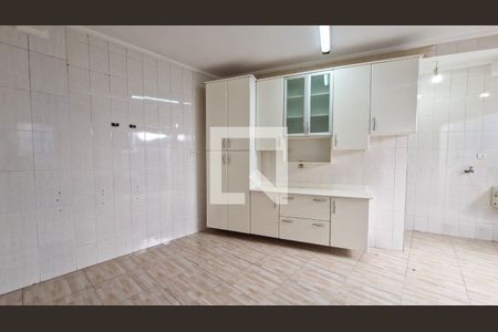 Cozinha de casa para alugar com 3 quartos, 227m² em Jardim Prudência, São Paulo