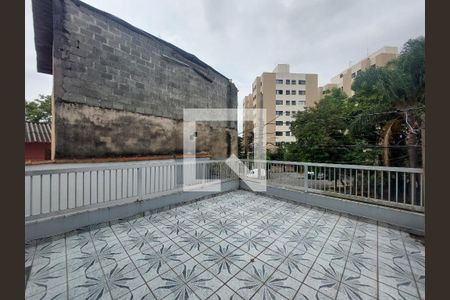 Varanda de casa à venda com 3 quartos, 167m² em Jardim Prudência, São Paulo