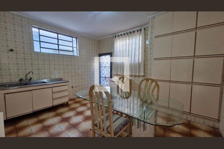 Cozinha de casa para alugar com 3 quartos, 227m² em Jardim Prudência, São Paulo