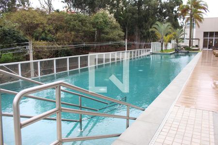 Apartamento à venda com 71m², 2 quartos e 2 vagasÁrea comum - Piscina