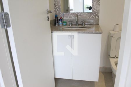 Apartamento à venda com 71m², 2 quartos e 2 vagasBanheiro da Suíte