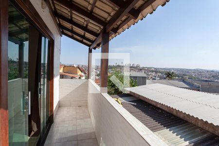 Casa para alugar com 250m², 4 quartos e 4 vagasVaranda da suíte