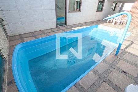 Casa para alugar com 250m², 4 quartos e 4 vagasPiscina