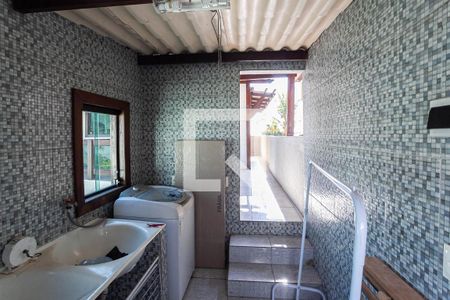 Casa para alugar com 250m², 4 quartos e 4 vagasÁrea de serviço