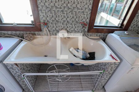 Casa para alugar com 250m², 4 quartos e 4 vagasÁrea de serviço