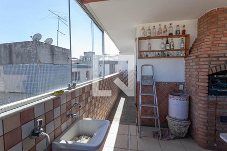 Apartamento à venda com 186m², 3 quartos e 2 vagasCobertura - Área de serviço 