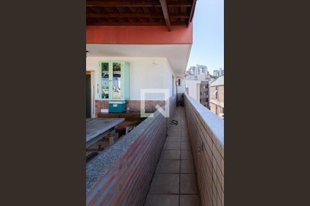 Apartamento à venda com 186m², 3 quartos e 2 vagasCobertura