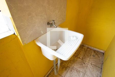 Casa para alugar com 55m², 2 quartos e sem vaga Casa para alugar com 55m², 2 quartos e sem vagaÁrea de Serviço