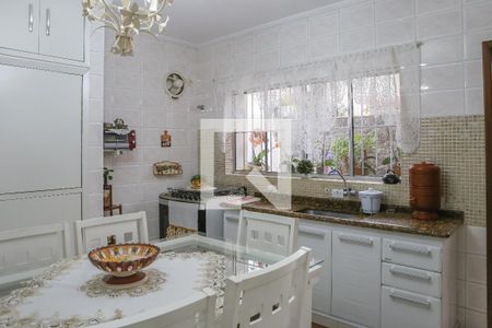 Casa à venda com 411m², 3 quartos e 9 vagasCozinha