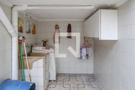 Casa à venda com 411m², 3 quartos e 9 vagasÁrea de Serviço e Quintal