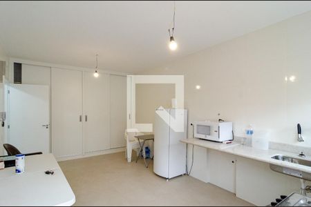 Casa à venda com 394m², 3 quartos e 3 vagasCozinha