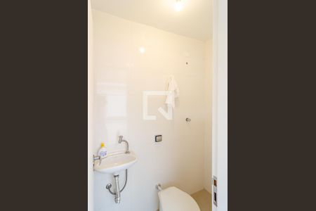 Casa à venda com 394m², 3 quartos e 3 vagasBanheiro de Serviço