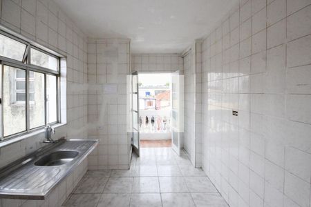 Cozinha de casa para alugar com 2 quartos, 70m² em Vila California, São Paulo
