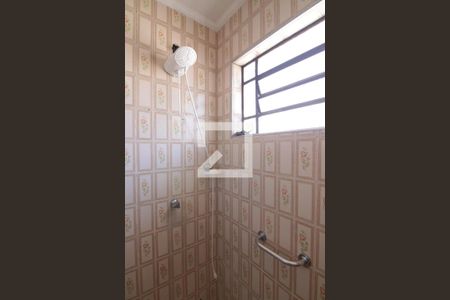 Casa à venda com 175m², 3 quartos e 3 vagasBanheiro