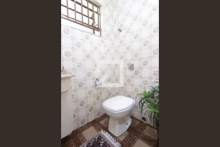 Casa à venda com 175m², 3 quartos e 3 vagasBanheiro