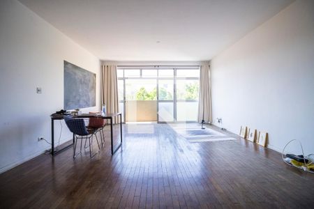 Apartamento à venda com 200m², 2 quartos e 1 vagaSala
