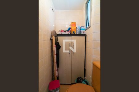 Apartamento à venda com 65m², 2 quartos e 1 vagaBanheiro Social Detalhe