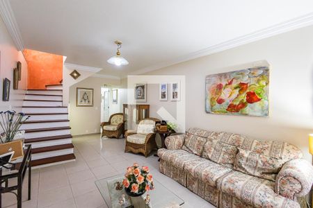Sala de casa para alugar com 4 quartos, 180m² em Alto de Pinheiros, São Paulo