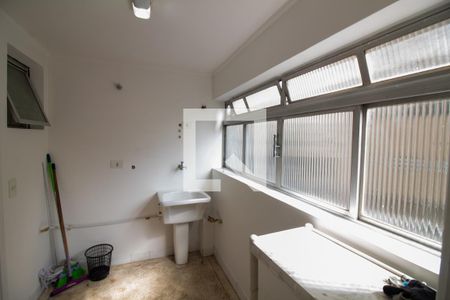 Apartamento para alugar com 71m², 2 quartos e 1 vagaÁrea de Serviço