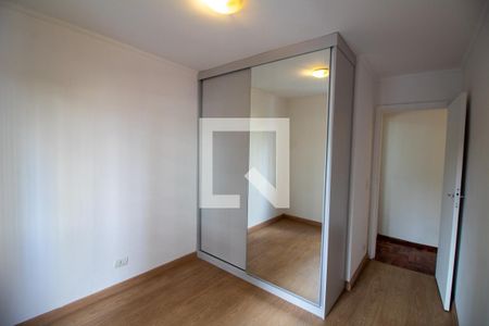 Quarto 2 de apartamento para alugar com 2 quartos, 71m² em Jardim das Acácias, São Paulo