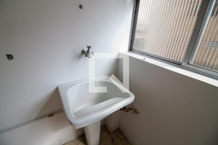 Apartamento para alugar com 71m², 2 quartos e 1 vagaÁrea de Serviço