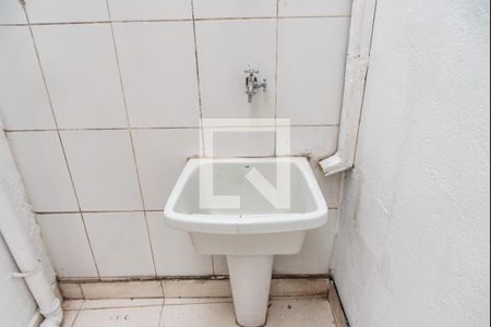 Casa à venda com 65m², 2 quartos e sem vaga Casa à venda com 65m², 2 quartos e sem vagaÁrea de serviço