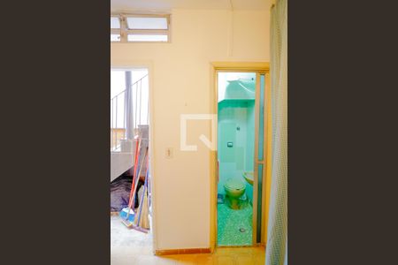 Casa à venda com 160m², 2 quartos e 1 vaga Casa à venda com 160m², 2 quartos e 1 vagaQuarto de Serviço