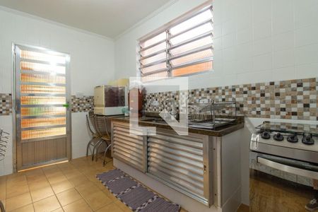 Casa à venda com 160m², 2 quartos e 1 vaga Casa à venda com 160m², 2 quartos e 1 vagaCozinha