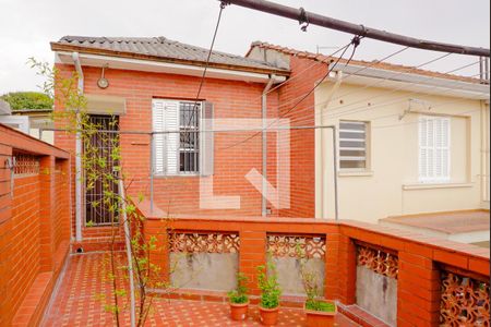 Casa à venda com 160m², 2 quartos e 1 vaga Casa à venda com 160m², 2 quartos e 1 vagaTerraço