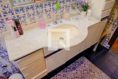 Casa à venda com 160m², 2 quartos e 1 vaga Casa à venda com 160m², 2 quartos e 1 vagaBanheiro 1