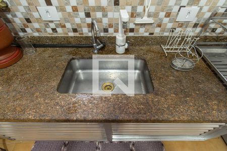 Casa à venda com 160m², 2 quartos e 1 vaga Casa à venda com 160m², 2 quartos e 1 vagaCozinha