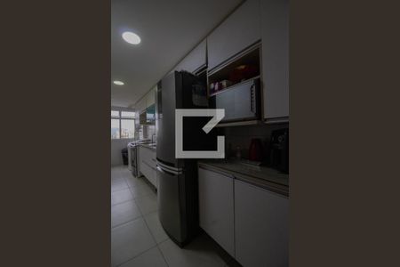 Apartamento à venda com 167m², 4 quartos e 2 vagasCozinha e Área de Serviço