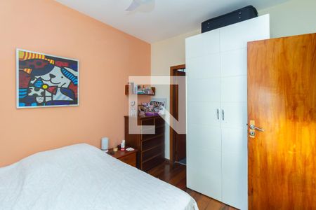 Quarto 2 de apartamento à venda com 3 quartos, 180m² em Nova Floresta, Belo Horizonte