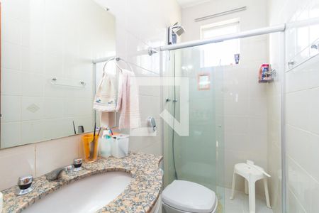 banheiro 2 de apartamento à venda com 3 quartos, 180m² em Nova Floresta, Belo Horizonte